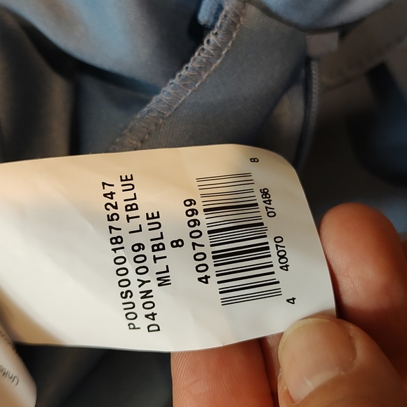 Oleg Cassini formal dress - Picture 11 of 11